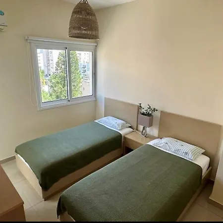 Apartament Amphora Larnaca